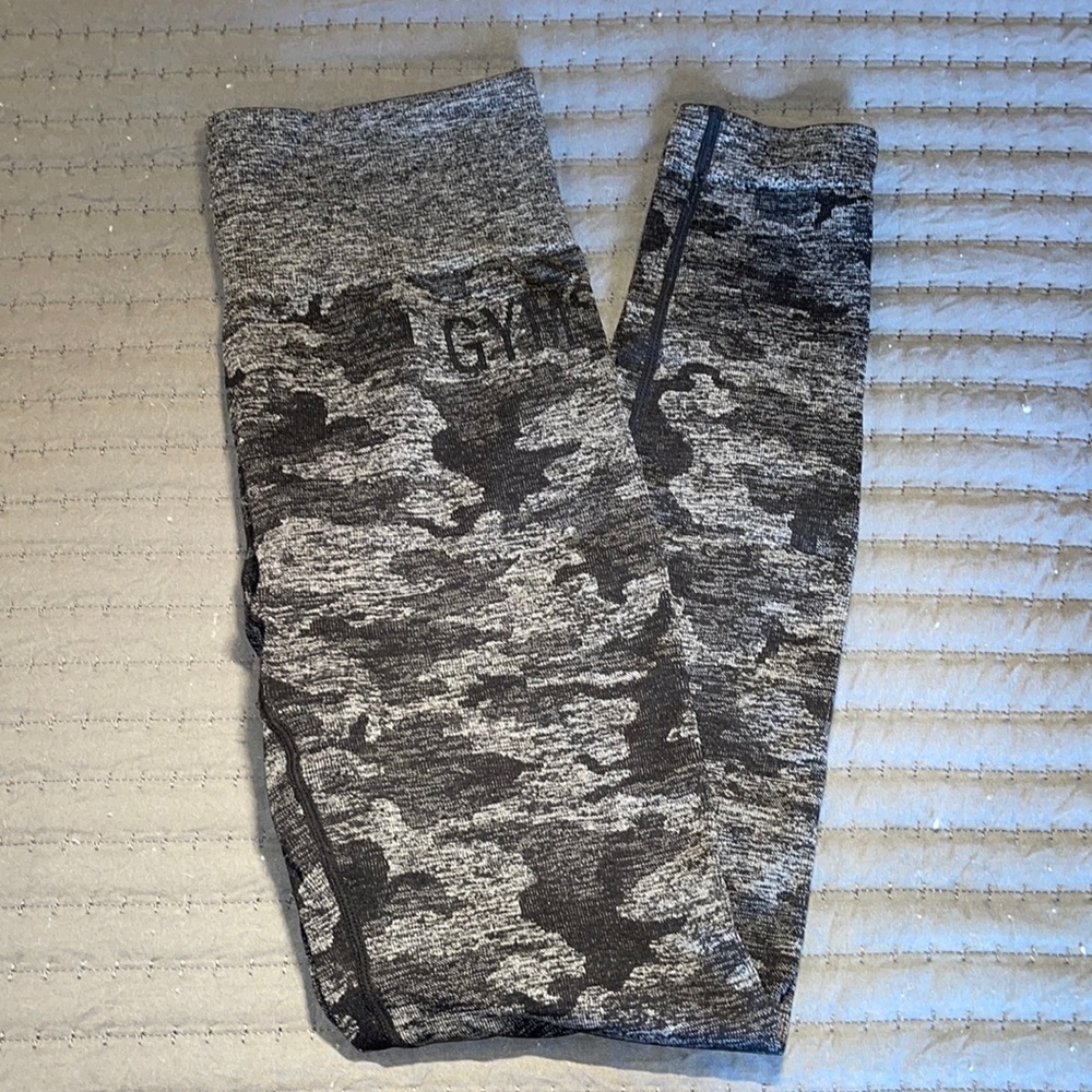 Gymshark black camo seamless leggings